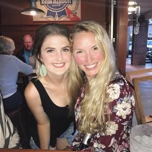 Meet your Posher, Elizabeth